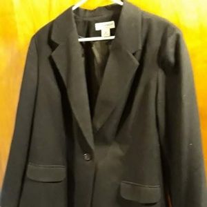 Woman's Black Blazer Sz 18 W Sag Harbor